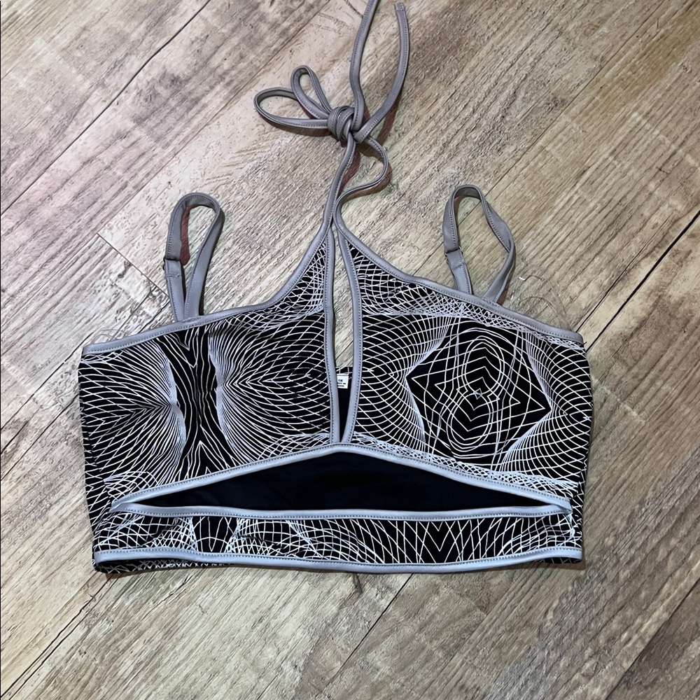 IHeart Raves Flash bang matrix Chic Geometric Women's Bralette - Black and Gray